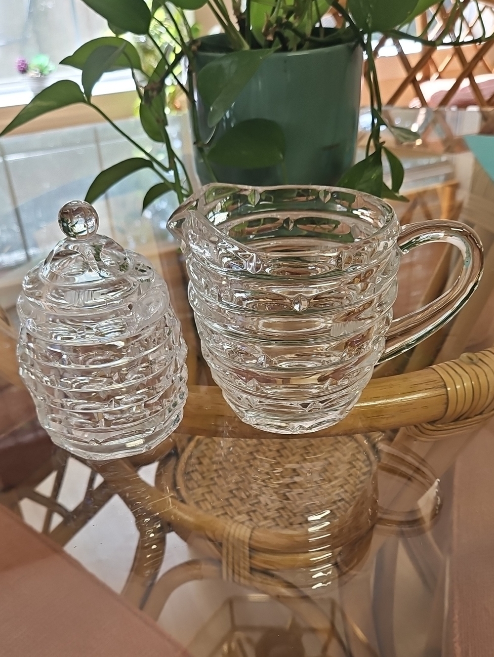 Godinger Crystal Vintage Beehive Cream and Sugar/Honey Set